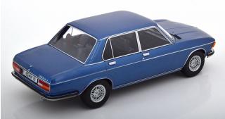 BMW 3.0S E3 2.Serie 1971 blaumetallic KK-Scale 1:18 Metallmodell (Türen, Motorhaube... nicht zu öffnen!)