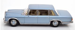 Mercedes 600 SWB W100 hellblau-metallic 1963 MCG 1:18 Metallmodell, Türen und Hauben nicht zu öffnen