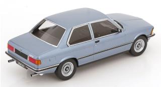 BMW 313i E21 1978 hellblaumetallic KK-Scale 1:18 Metallmodell (Türen, Motorhaube... nicht zu öffnen!)