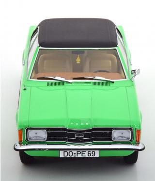 Ford Taunus Limousine 1971 mit Vinyldach (eckige Scheinwerfer) hellgrün/mattschwarz KK-Scale 1:18 Metallmodell (Türen, Motorhaube... nicht zu öffnen!)