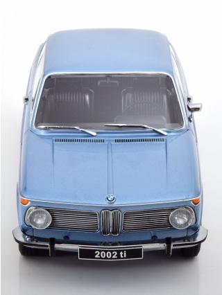 BMW 2002 ti 1.Serie 1971 hellblau-metallic KK-Scale 1:18 Metallmodell (Türen, Motorhaube... nicht zu öffnen!)
