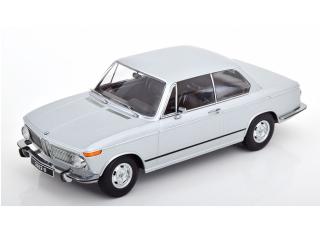 BMW 2002 ti 1.Serie 1971 silber KK-Scale 1:18 Metallmodell (Türen, Motorhaube... nicht zu öffnen!)