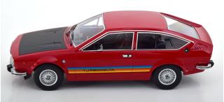 Alfa Romeo 2000 GTV Turbodelta 1979  rot/mattschwarz KK-Scale 1:18 Metallmodell (Türen, Motorhaube... nicht zu öffnen!)