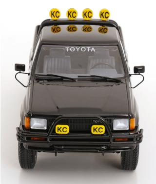 Toyota Truck Xtra Cab 4x4 (Hilux) 1985 schwarz (Zurück in die Zukunft III \"look alike\")  KK-Scale 1:18 Metallmodell (Türen, Motorhaube... nicht zu öffnen!)