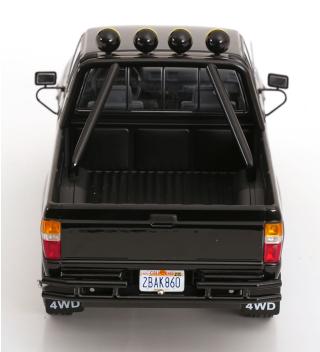 Toyota Truck Xtra Cab 4x4 (Hilux) 1985 schwarz (Zurück in die Zukunft III \"look alike\")  KK-Scale 1:18 Metallmodell (Türen, Motorhaube... nicht zu öffnen!)