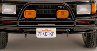 Toyota Truck Xtra Cab 4x4 (Hilux) Zurück in die Zukunft II schwarz KK-Scale 1:18 Metallmodell (Türen, Motorhaube... nicht zu öffnen!)