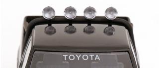Toyota Truck Xtra Cab 4x4 (Hilux) Zurück in die Zukunft II schwarz KK-Scale 1:18 Metallmodell (Türen, Motorhaube... nicht zu öffnen!)