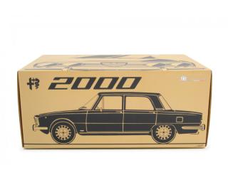 ALFA ROMEO 2000 BERLINA 1971 Rot Laudoracing 1:18 Resinemodell (Türen, Motorhaube... nicht zu öffnen!)
