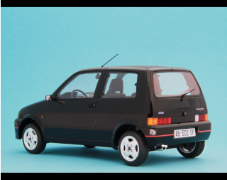 Fiat Cinquecento Sporting 1994 - Colore  : Nero / Schwarz Laudoracing 1:18 Resinemodell (Türen, Motorhaube... nicht zu öffnen!)