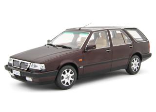 Lancia Thema Station Wagon T.D. 1988-92 Bordeaux Met. Laudoracing 1:18 Resinemodell (Türen, Motorhaube... nicht zu öffnen!)