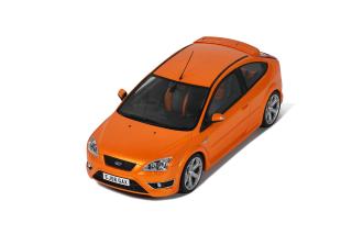 Ford Focus MK2 ST 2.5  Electric orange 2006 - Rechtslenker (999 pcs) OttO mobile 1:18 Resinemodell (Türen, Motorhaube... nicht zu öffnen!)