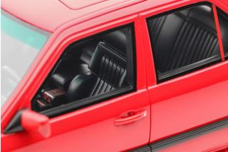 MERCEDES-BENZ 300 E 6.0 AMG RED ( Signal Red 568) 1987 OttO mobile 1:18 Resinemodell (Türen, Motorhaube... nicht zu öffnen!)