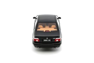 BMW E39 M5 BLACK SAPHIRE METALLIC 475 2000 OttO mobile 1:18 Resinemodell (Türen, Motorhaube... nicht zu öffnen!)