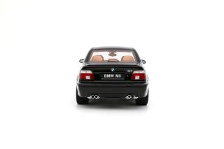 BMW E39 M5 BLACK SAPHIRE METALLIC 475 2000 OttO mobile 1:18 Resinemodell (Türen, Motorhaube... nicht zu öffnen!)