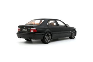 BMW E39 M5 BLACK SAPHIRE METALLIC 475 2000 OttO mobile 1:18 Resinemodell (Türen, Motorhaube... nicht zu öffnen!)