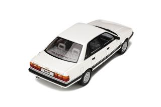 Audi 200 quattro 20v Pearl White 9019 OttO mobile 1:18 Resinemodell (Türen, Motorhaube... nicht zu öffnen!)