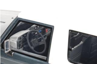 Toyota Land Cruiser LJ grey 1973  OttO mobile 1:18 Resinemodell (Türen, Motorhaube... nicht zu öffnen!)