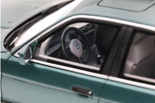 BMW M5 E34 \"Cecotto\" Lagoon Green 266 OttOmobile 1:18 Resinemodell (Türen, Motorhaube... nicht zu öffnen!)