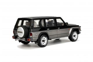 Nissan Patrol GR Y60 1992 Graphite Grey KH2 / Black OttO mobile 1:18 Resinemodell (Türen, Motorhaube... nicht zu öffnen!)