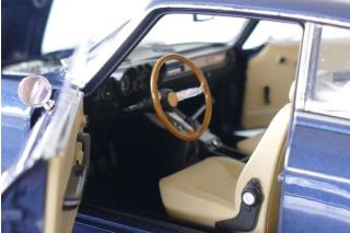 Alfa Romeo 2000 GTV (1973) - blue met. (Blu Pervinca) Norev 1:18 Metallmodell 2 Türen, Motorhaube und Kofferraum zu öffnen!
