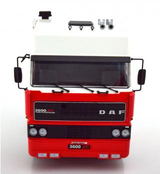 DAF 3600 Space Cab 1986, red/white, Road Kings 1:18 funktionstüchtige Lenkung + zu öffenden Türen