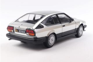 Alfa Romeo GTV6 1984 Silver S1802307 Solido 1:18 Metallmodell