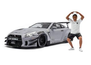 Nissan GT-R (R35) W/ Liberty Walk Body kit 2.0 2024 mit Figur - S1805821  Solido 1:18 Metallmodell