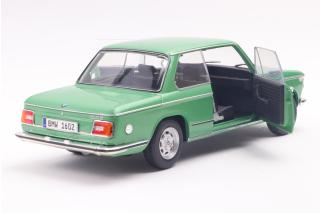 BMW 1602 1971 Taiga S1808604 Solido 1:18 Metallmodell