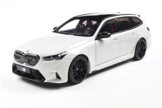 BMW M5 (G99) TOURING alpinweiß S1814802 Solido 1:18 Metallmodell