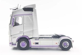 Volvo FH Globetrotter XL silb./lila Solido 1:18 Metallmodell