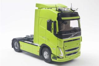 Volvo Trucks FH Globetrotter XL 2023 neon grün S2400107 Solido 1:18 Metallmodell