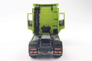 Volvo Trucks FH Globetrotter XL 2023 neon grün S2400107 Solido 1:18 Metallmodell