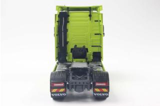 Volvo Trucks FH Globetrotter XL 2023 neon grün S2400107 Solido 1:18 Metallmodell