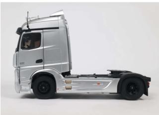 MERCEDES-BENZ ACTROS L SILVER & BLACK 2021 S2400206 Solido 1:18 Metallmodell