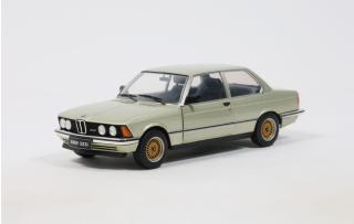 BMW 323I RESEDAGRUN-METALLIC 1980 S1812804 Solido 1:18 Metallmodell