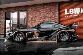 TOYOTA GR SUPRA LIBERTY WALK BODY KIT BLACK AND GOLD TRIBUTE 2025 S1815504  Solido 1:18 Metallmodell