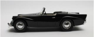 Daimler SP250 Dart black 1959-1964 Cult Scale Models 1:18 Resinemodell (Türen, Motorhaube... nicht zu öffnen!)
