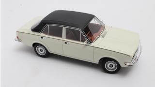 Morris Marina Saloon white 76-78 Cult Scale Models 1:18 Resinemodell (Türen, Motorhaube... nicht zu öffnen!)
