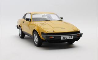 Triumph TR7 Coupe (1979-1982) - yellow Cult Scale Models 1:18 Resinemodell (Türen, Motorhaube... nicht zu öffnen!)