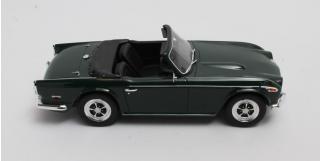Triumph TR5 P.I. green 1967-1968 Cult Scale Models 1:18 Resinemodell (Türen, Motorhaube... nicht zu öffnen!)
