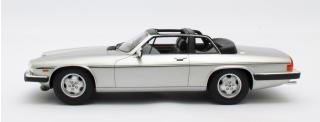 Jaguar XJ-SC silver metallic 1983 Cult Scale Models 1:18 Resinemodell (Türen, Motorhaube... nicht zu öffnen!)