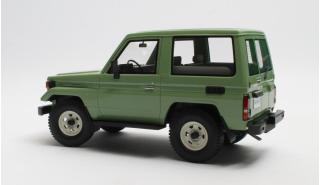 Toyota Landcruiser BJ70 green `84-`89 Cult Scale Models 1:18 Resinemodell (Türen, Motorhaube... nicht zu öffnen!)