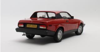 Triumph TR7 Coupe (1979-1982) - red Cult Scale Models 1:18 Resinemodell (Türen, Motorhaube... nicht zu öffnen!)