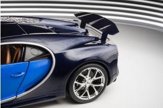 Bugatti Chiron 2016 blau/dunkelblau Burago 1:18