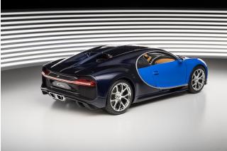 Bugatti Chiron 2016 blau/dunkelblau Burago 1:18