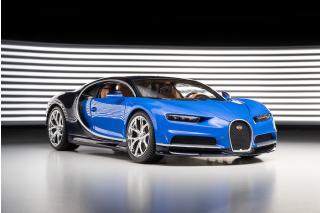 Bugatti Chiron 2016 blau/dunkelblau Burago 1:18