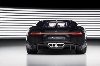 Bugatti Chiron 2016 blau/dunkelblau Burago 1:18