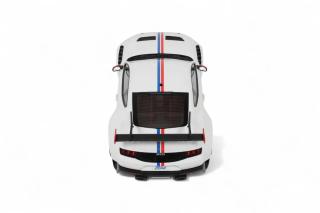 FORD MUSTANG GTD \"SPIRIT OF AMERICA\" PERFORMANCE WHITE 2025 GT Spirit 1:18 Resinemodell (Türen, Motorhaube... nicht zu öffnen!)