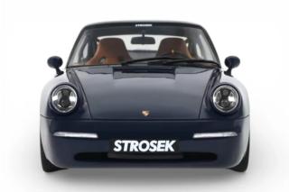 STROSEK MEGA 30 BLUE 2024 GT Spirit 1:18 Resinemodell (Türen, Motorhaube... nicht zu öffnen!)