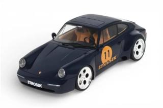 STROSEK MEGA 30 BLUE 2024 GT Spirit 1:18 Resinemodell (Türen, Motorhaube... nicht zu öffnen!)